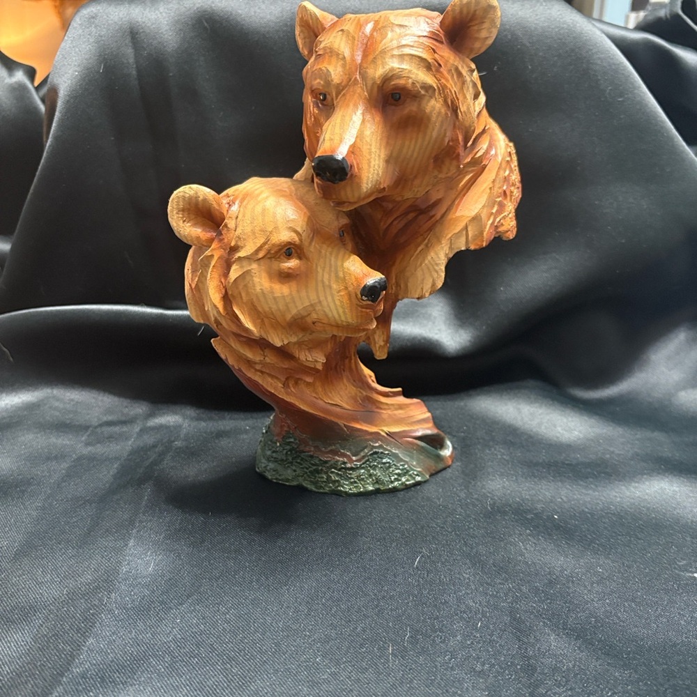 Majestic Bear Duo Sculpture in Brown and Tan